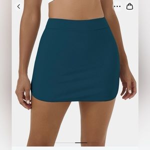 Halara Tennis or Golf Skirt Size Small